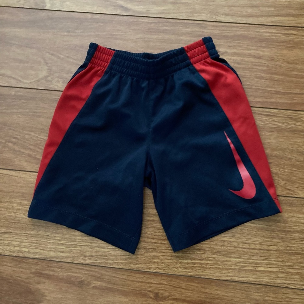 Boys Nike Sport Shorts Size 6